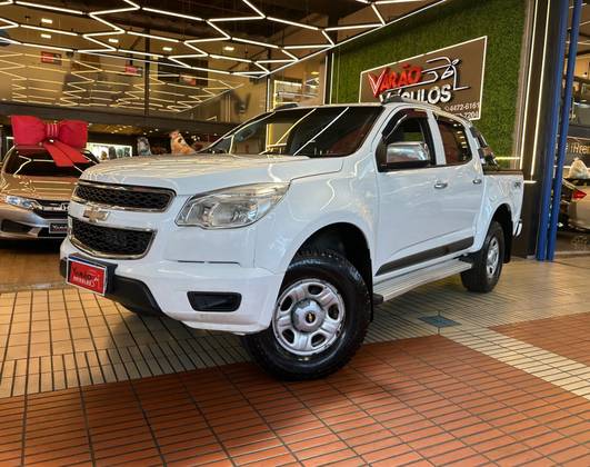CHEVROLET S10 2.8 LS 4X4 CD 16V TURBO DIESEL 4P MANUAL CHEVROLET S10 2.8 LS 4X4 CD 16V TURBO DIESEL 4P MANUAL